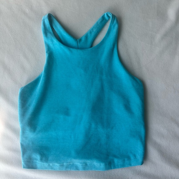 Beyond Yoga Cropped Tank - Picture 1 of 3